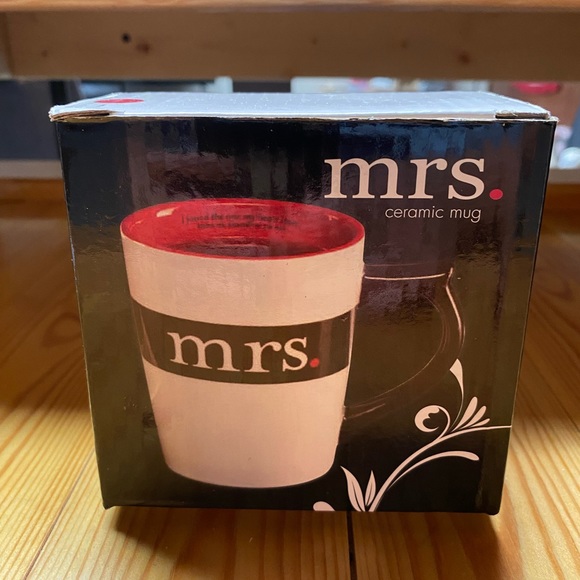 Coffee Mug - Mrs - New - Picture 1 of 6